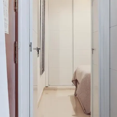 M. Auxiliadora Acogedor Y Tranquilo Bajo Апартаменты Севилья